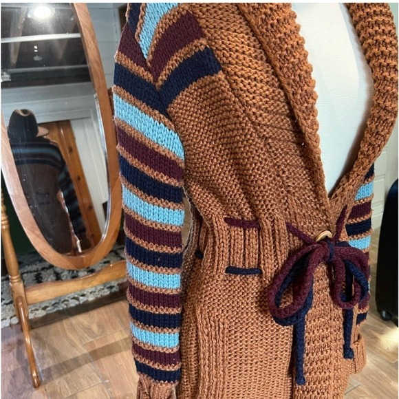 Vintage Arlanna for X-RATED Handknit Cardigan - Picture 3 of 13